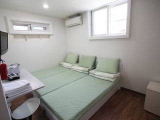 OYO Myeongdong 5 Lodge photo 3