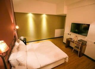 Hotel 648 photo 3
