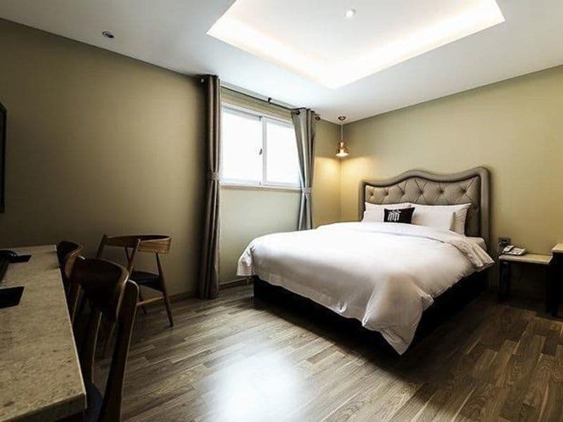 Yeoksam Hotel LIN