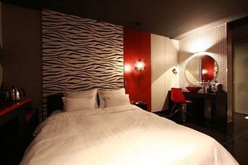 Shinchon Y Hotel