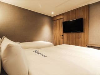 Hotel Blanc in Gangnam photo 3