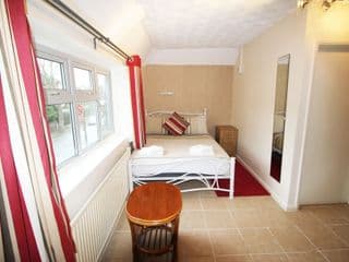 Flexistay Aparthotel Sutton photo 4